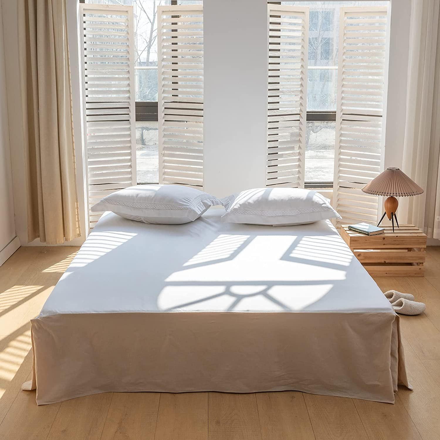 Biselina Linen Bed Skirt, King, Queen